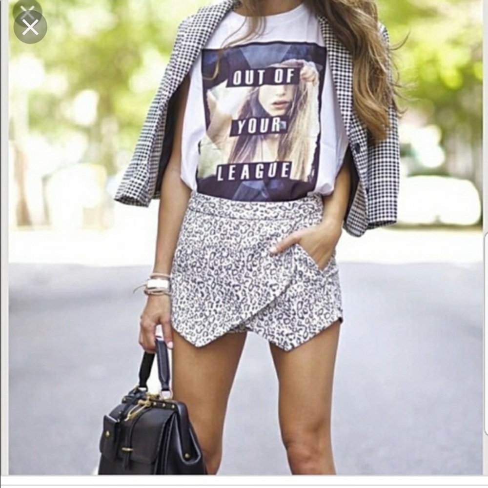 Express leopard skort